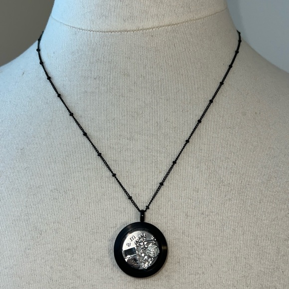 Black Origami Owl Necklace - Picture 4 of 4
